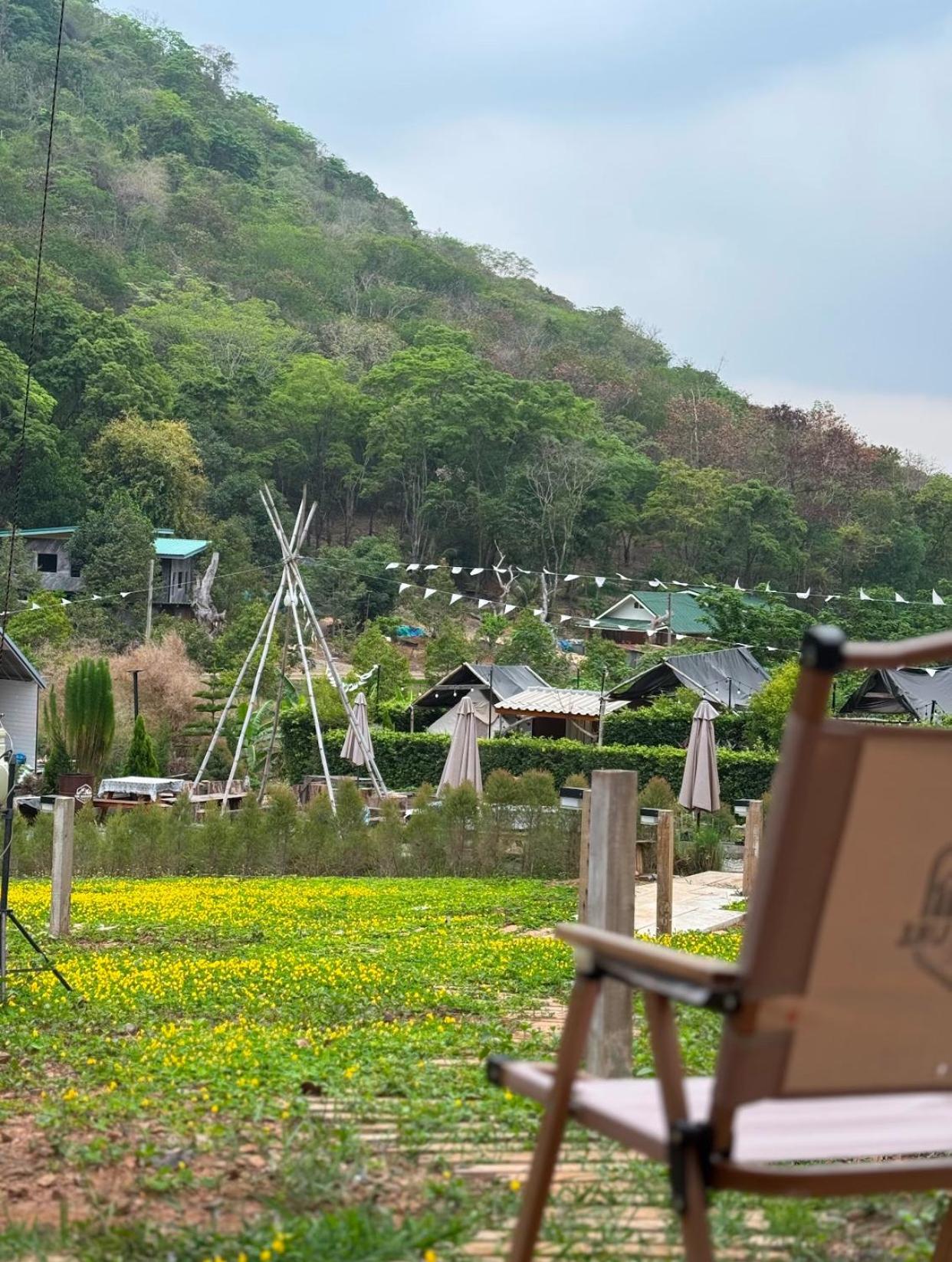 เต็นท์หรู The Signature Valley Khao-yai Campus
